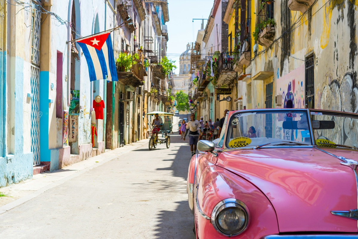 Enchanting 8 Days Tour in Cuba — Havana & Viñales